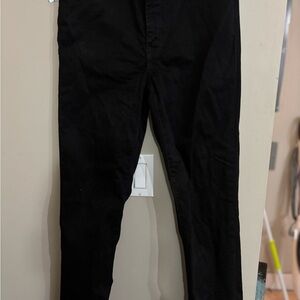 Levi's Men's Classic Black Khakis